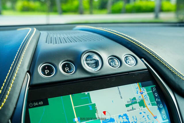 2021 Aston Martin DBX