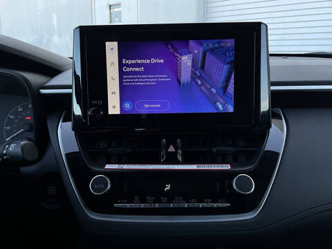 2025 Toyota Corolla Cross LE