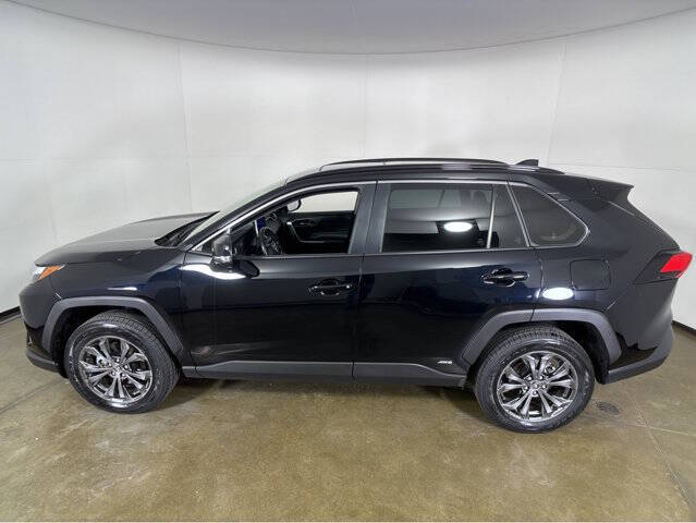 2024 Toyota RAV4 Hybrid XLE Premium