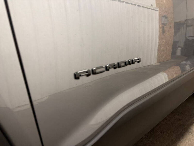 2021 GMC Acadia SLT