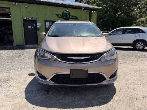 2018 Chrysler Pacifica Touring L