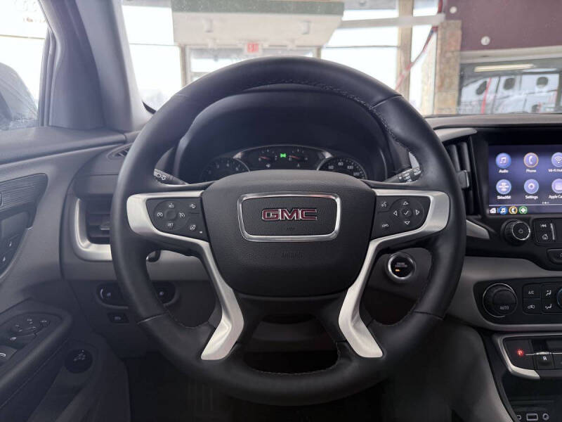 2023 GMC Terrain SLT