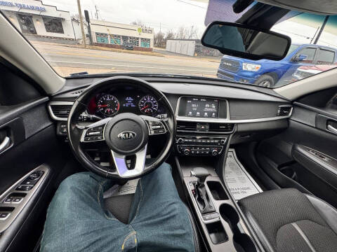 2019 Kia Optima S