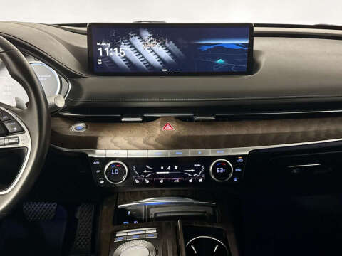 2021 Genesis G80