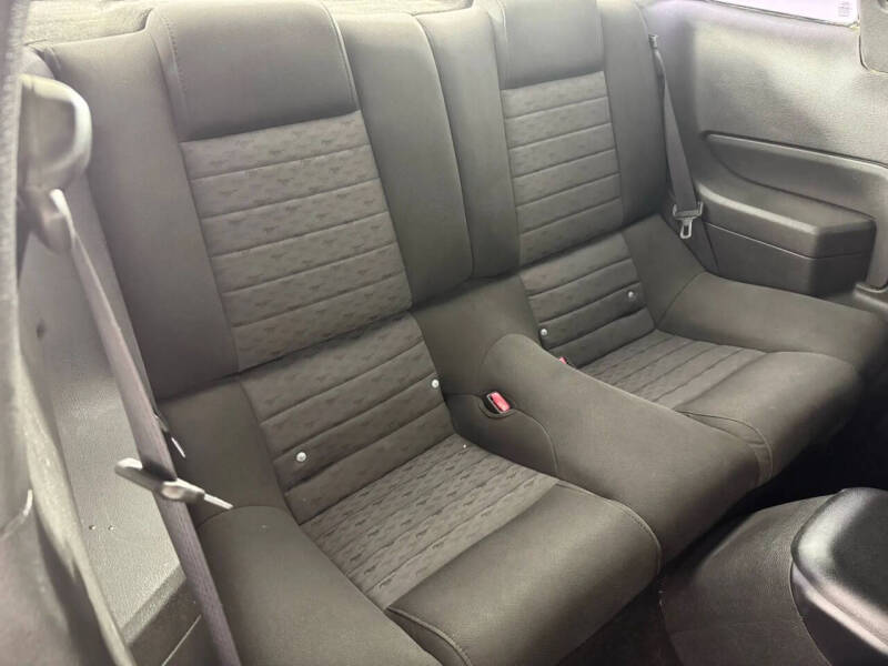 2006 Ford Mustang GT Deluxe