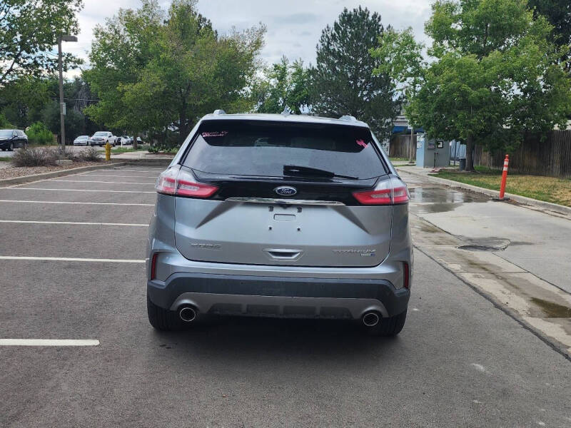 2020 Ford Edge Titanium