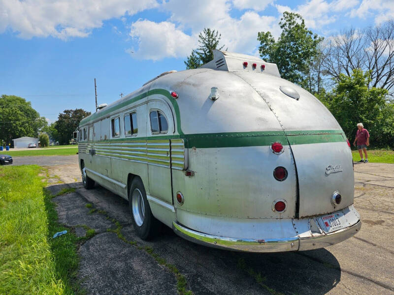 1948 Flxible Bus/RV