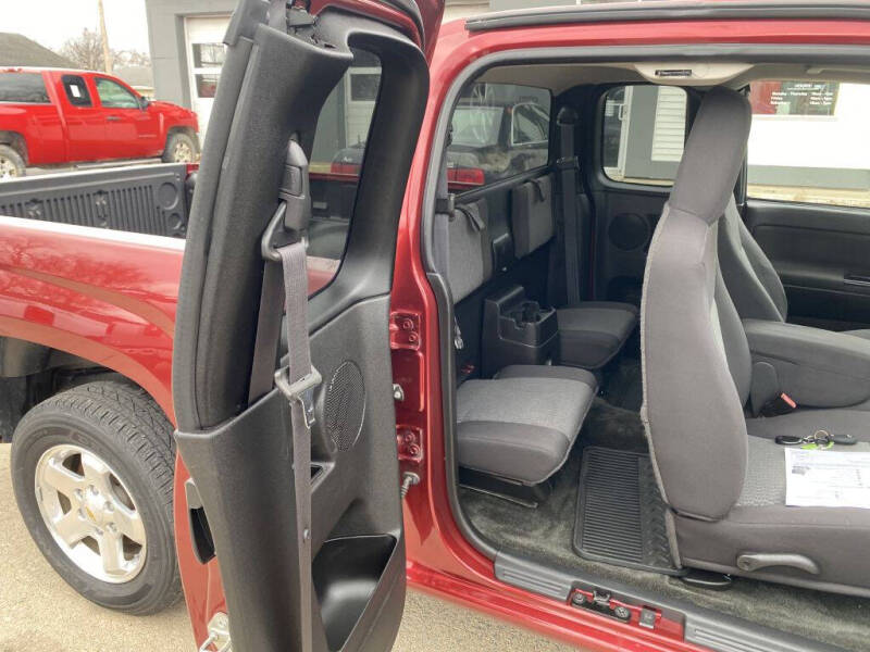 2011 Chevrolet Colorado 1LT photo 14