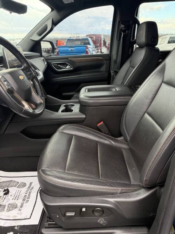 2022 Chevrolet Suburban High Country