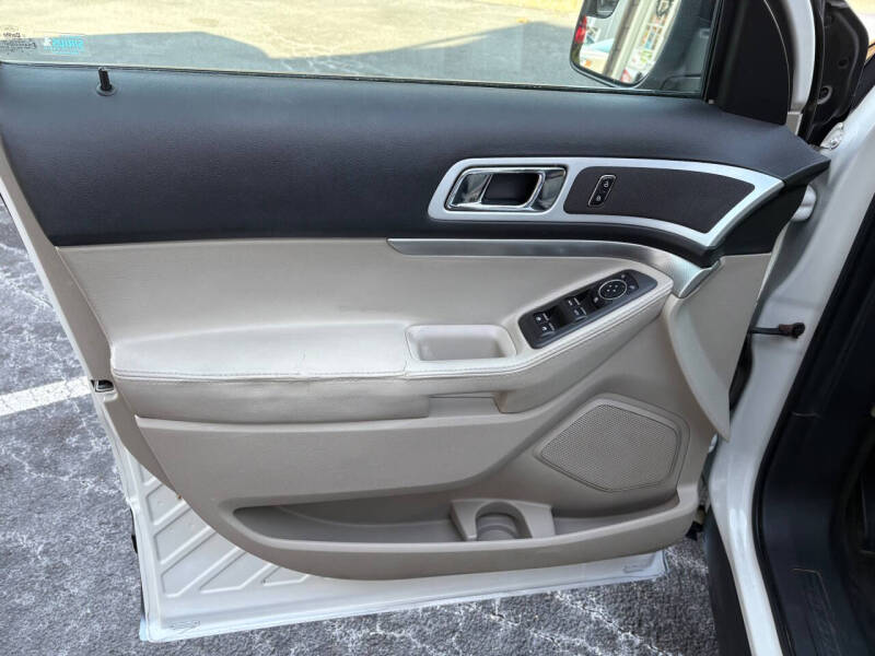 2012 Ford Explorer XLT