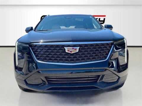 2024 Cadillac XT4 Luxury