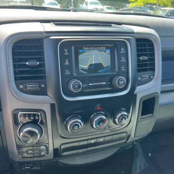 2018 RAM 1500 Express