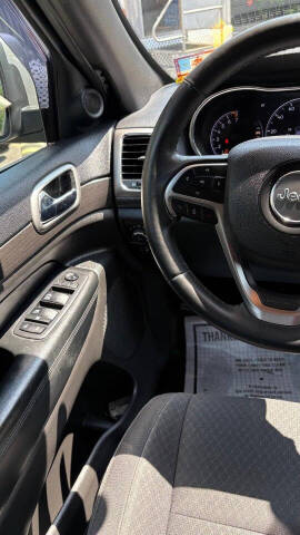 2018 Jeep Grand Cherokee Laredo E