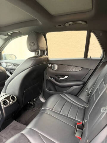 2018 Mercedes-Benz GLC GLC 300