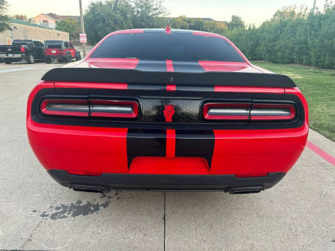 2015 Dodge Challenger R/T Scat Pack Shaker