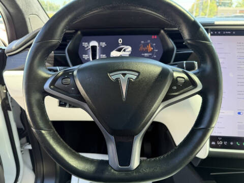 2019 Tesla Model X Standard Range