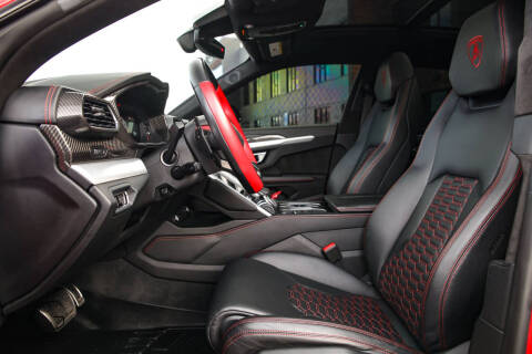 2020 Lamborghini Urus