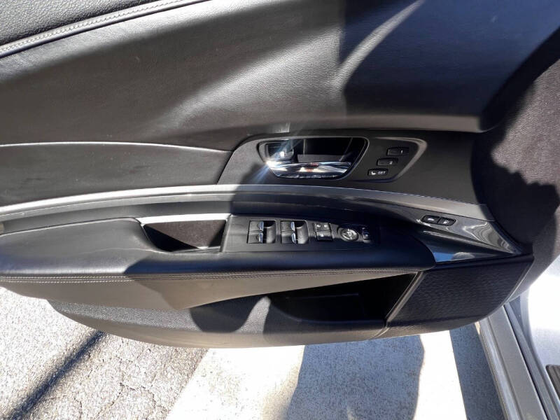 2014 Acura RLX w/Navi