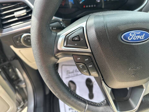 2021 Ford Edge Titanium