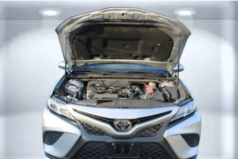 2018 Toyota Camry SE