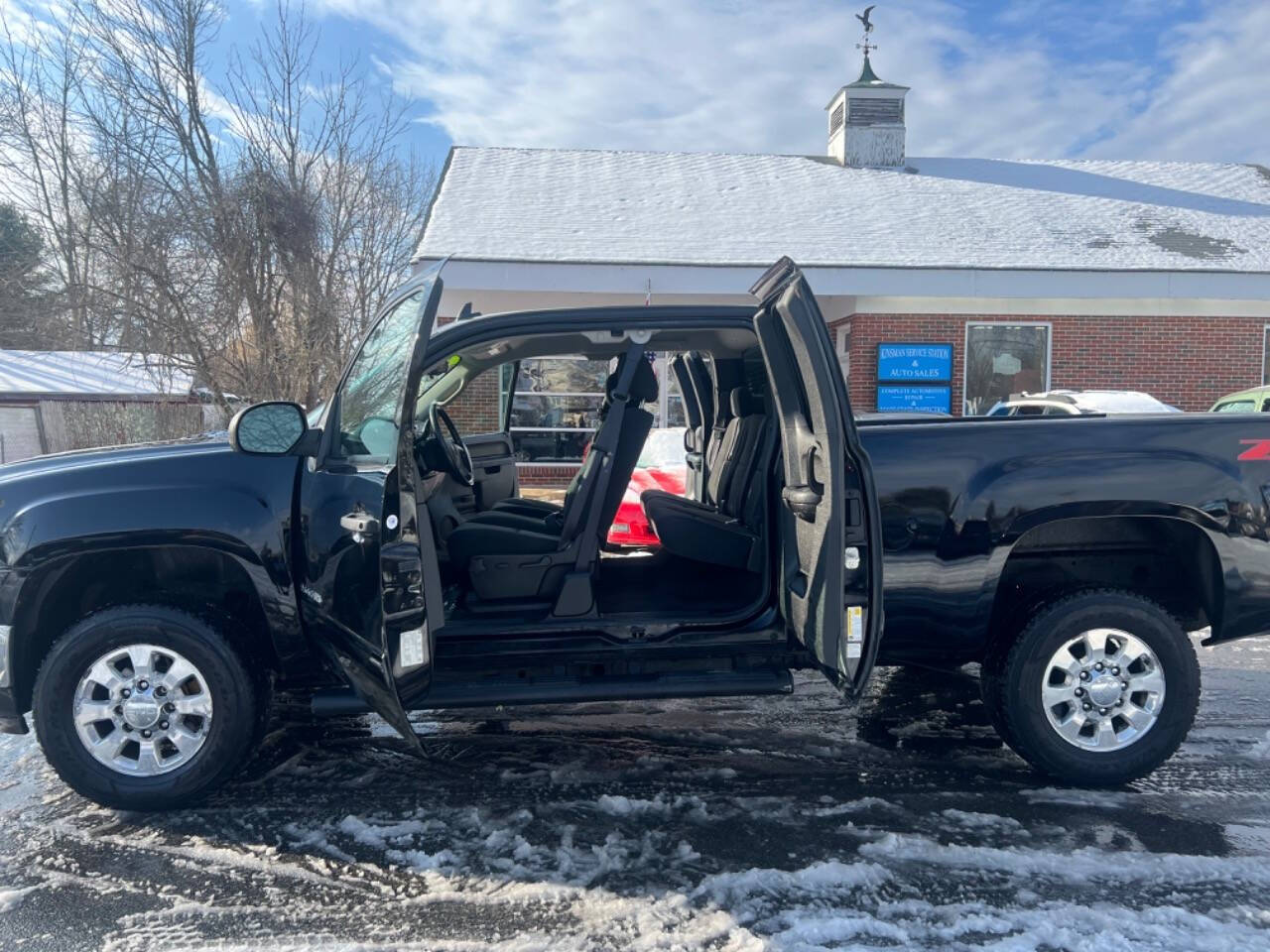 2012 GMC Sierra 2500HD for sale at Kinsman Auto Sales in North Andover, MA