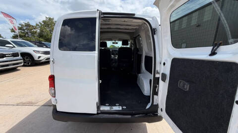 2017 Nissan NV200