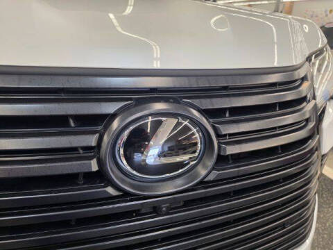 2023 Lexus LX 600 Premium