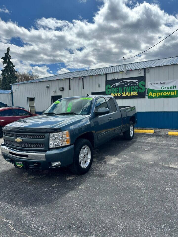 2011 Chevrolet Silverado 1500 for sale at GREATNESS AUTO SALES in Green Bay, WI