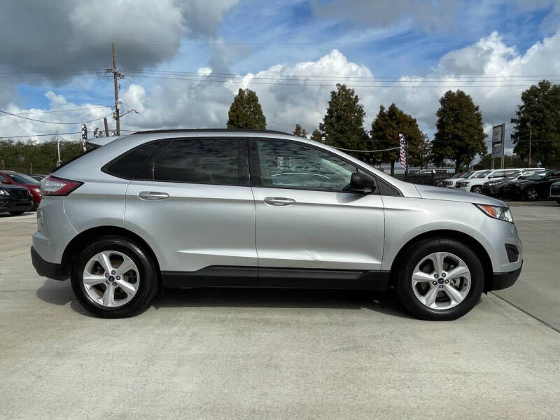 2018 Ford Edge SE photo 4