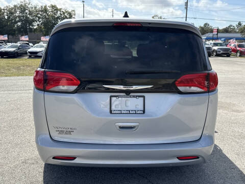 2023 Chrysler Voyager LX