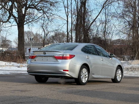 2014 Lexus ES 300h