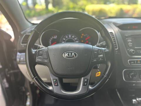 2014 Kia Sorento LX