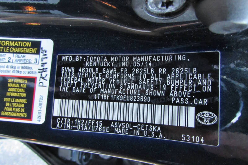 2014 Toyota Camry SE photo 13