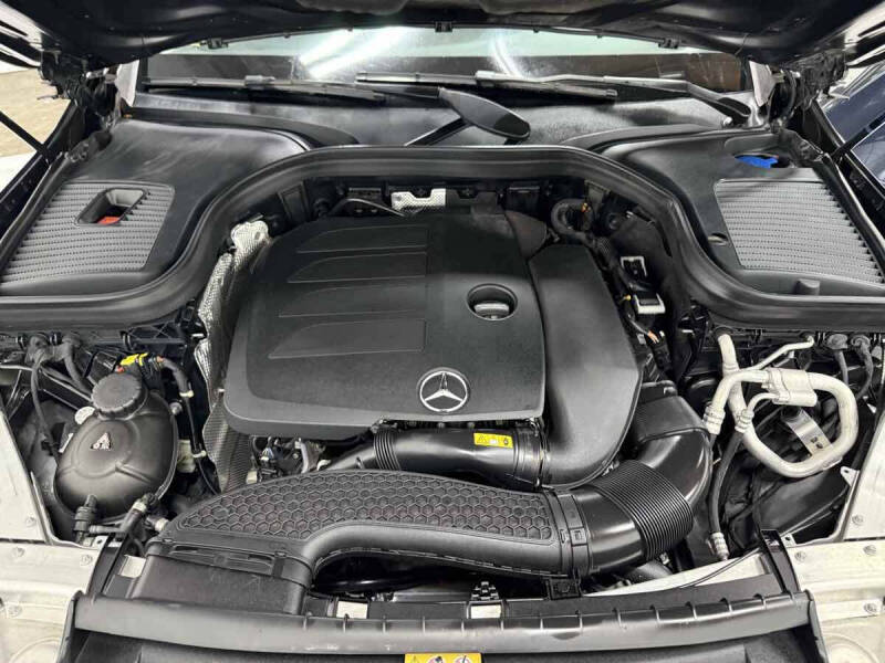 2021 Mercedes-Benz GLC GLC 300