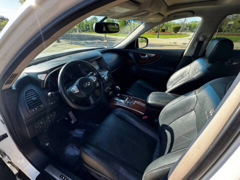2011 Infiniti FX35