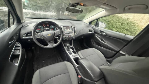 2017 Chevrolet Cruze LT Auto