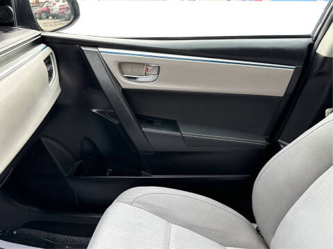 2016 Toyota Corolla LE Plus