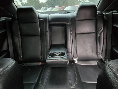 2015 Dodge Challenger R/T Plus