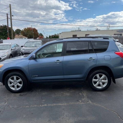 2007 Toyota RAV4 for sale at Green Light Auto in Bridgeton, NJ