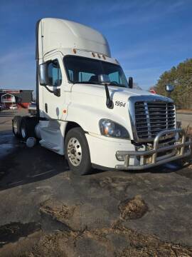 2017 Freightliner Cascadia for sale at Route 65 Sales in Mora MN