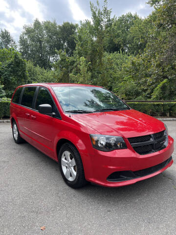 2015 Dodge Grand Caravan for sale at Urbin Auto Sales in Garfield NJ