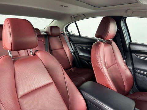 2025 Mazda Mazda3 Sedan 2.5 S Carbon Edition