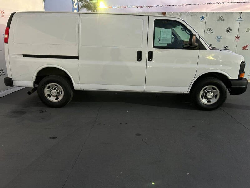 2015 Chevrolet Express 2500