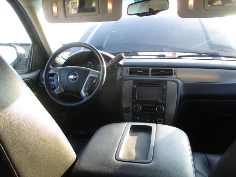 2012 Chevrolet Suburban LT