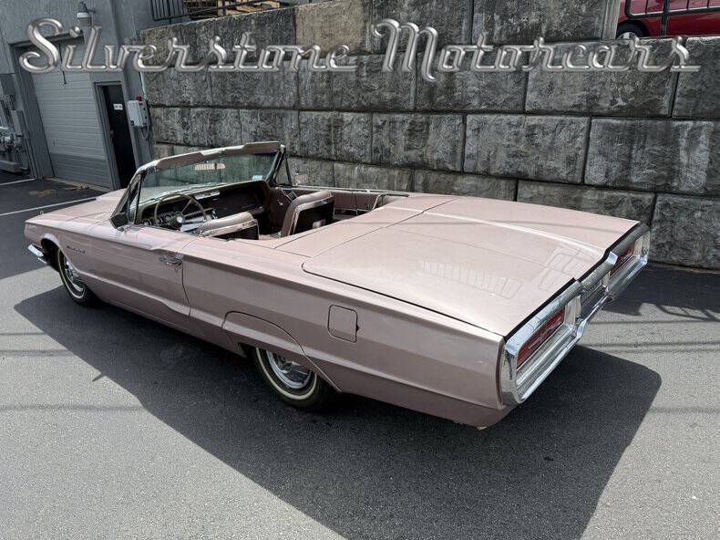1964 Ford Thunderbird