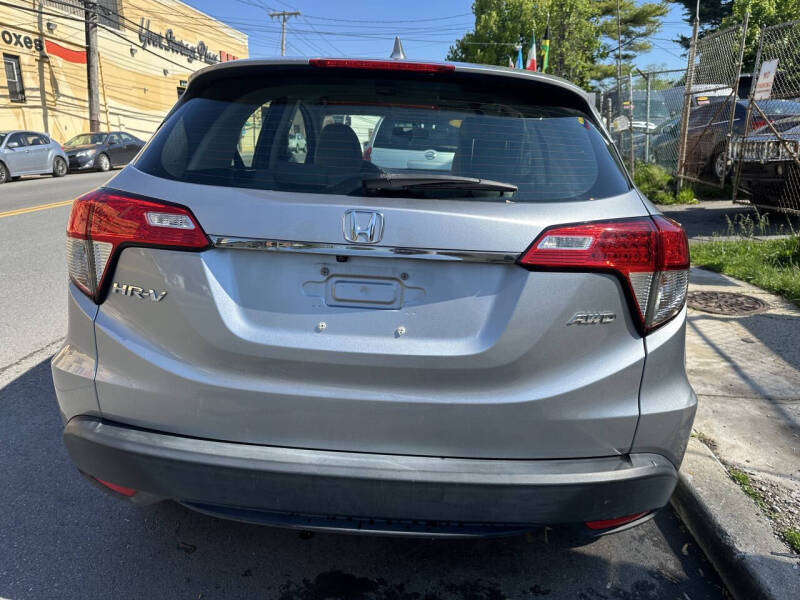 2021 Honda HR-V LX