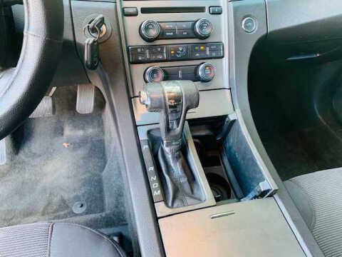 2011 Ford Taurus SEL