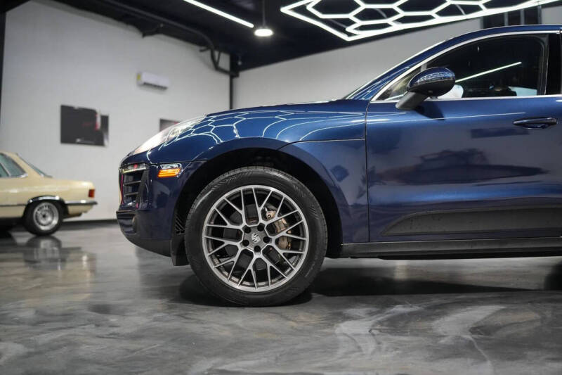 2015 Porsche Macan S