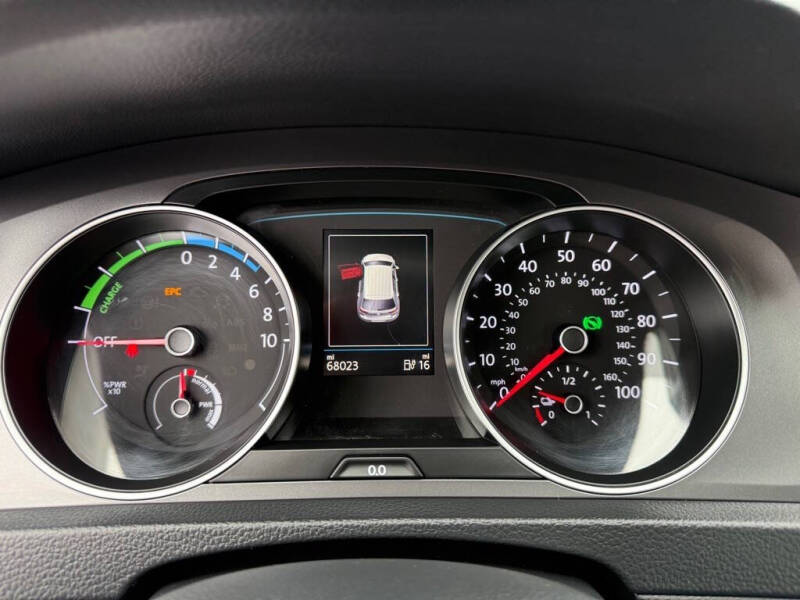 2016 Volkswagen e-Golf SE