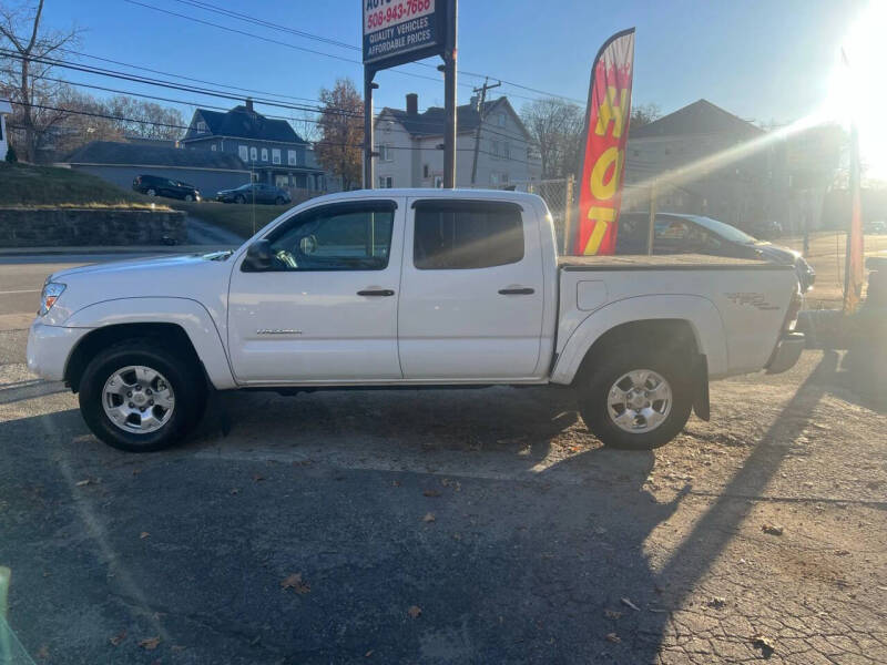 2014 Toyota Tacoma Base's photo